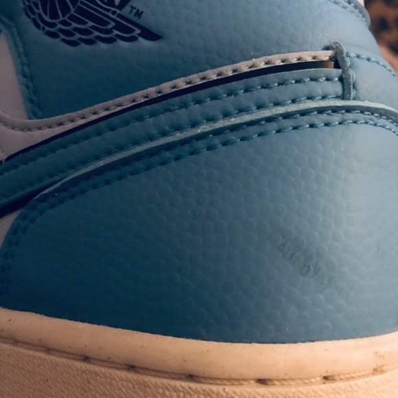 Nike Air Jordan 1 Mid Ice Blue - Picture 4 of 6